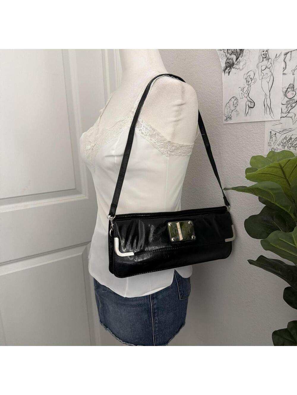 Cato shoulder bag